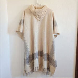 Vintage Wool Adult Poncho Knit Neck Cream Brown Beige Fringe Hobo
